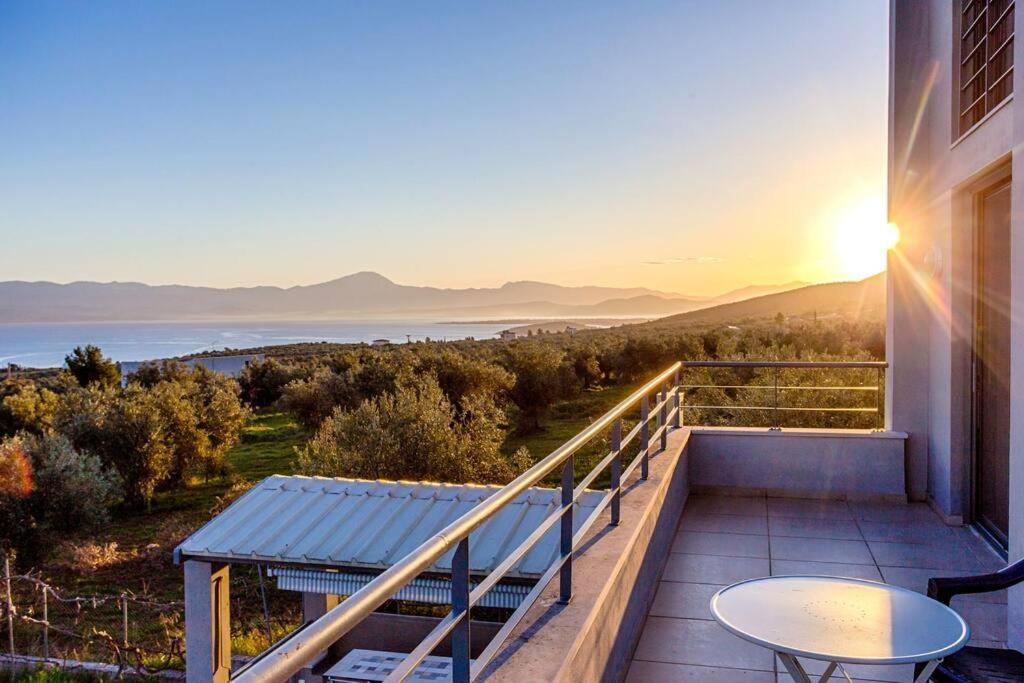 Panoramic View Summerhouse Loukissia Luaran gambar